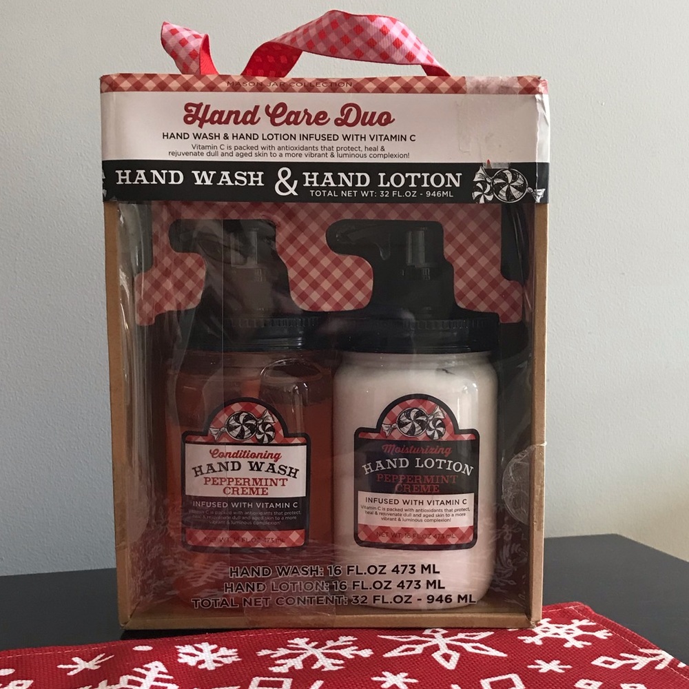 Peppermint Crème Hand Care Duo Mason Jar Gift Set NWOT